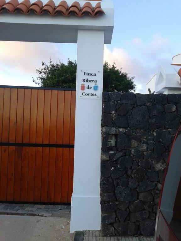 Vivienda Vacacional Finca Ribera De Cortes Nazaret Kültér fotó